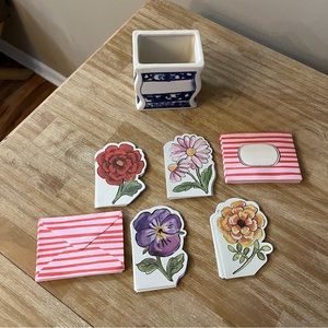 Molly Hatch for CR Gibson. Ceramic Vase with Floral Notecards.